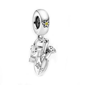 Stylish Pendant White Copper Silver Plated Bracelet Jewelry Accessories (Color: Watering Flowers)